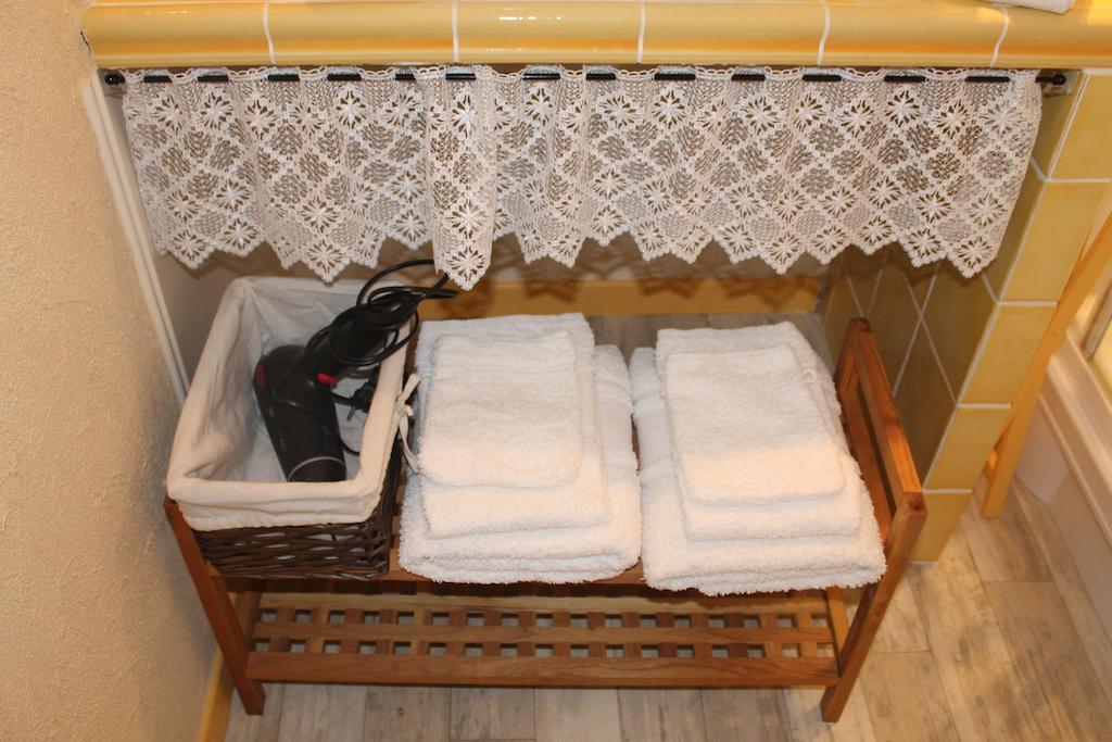 Maison D'Hotes Las Baillargues De Haut Mouchan Ruang foto